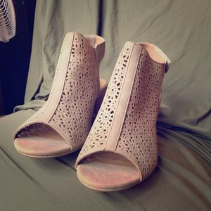 Open Toe Nude Sandals